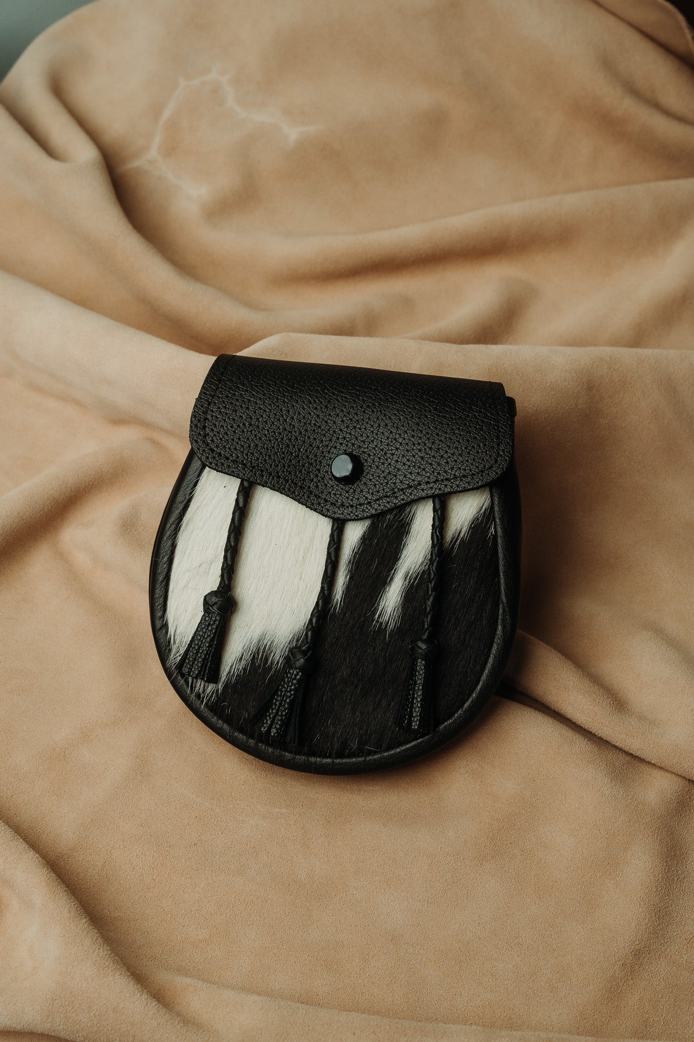 Bovine fur semi dress sporran