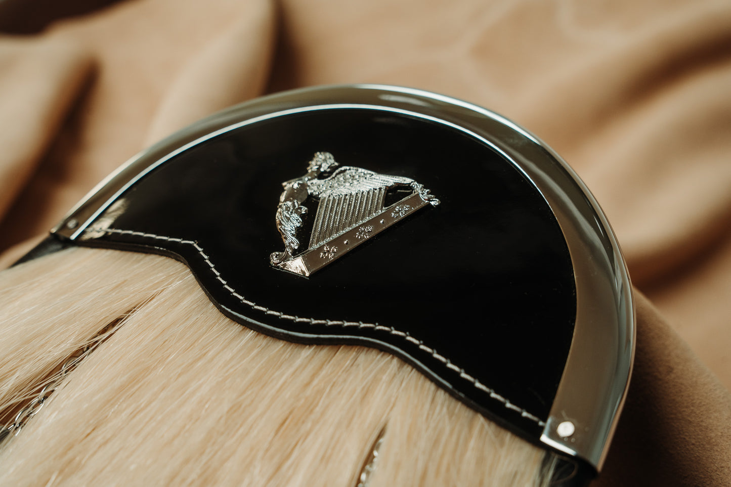 Irish Harp White Horsehair Silver