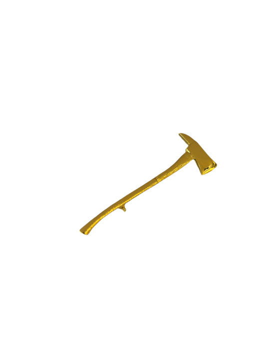 Gold axe kilt pin