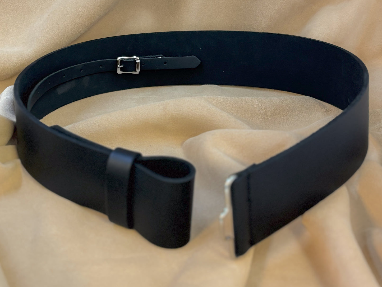 2.25″ Black Leather Kilt Belt