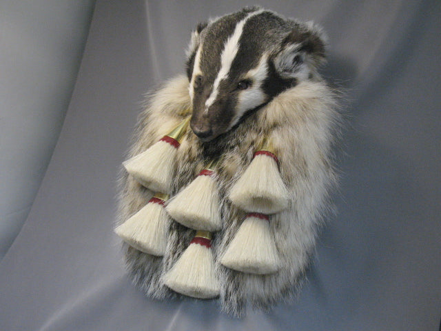 Badger 6 Tassels Gold
