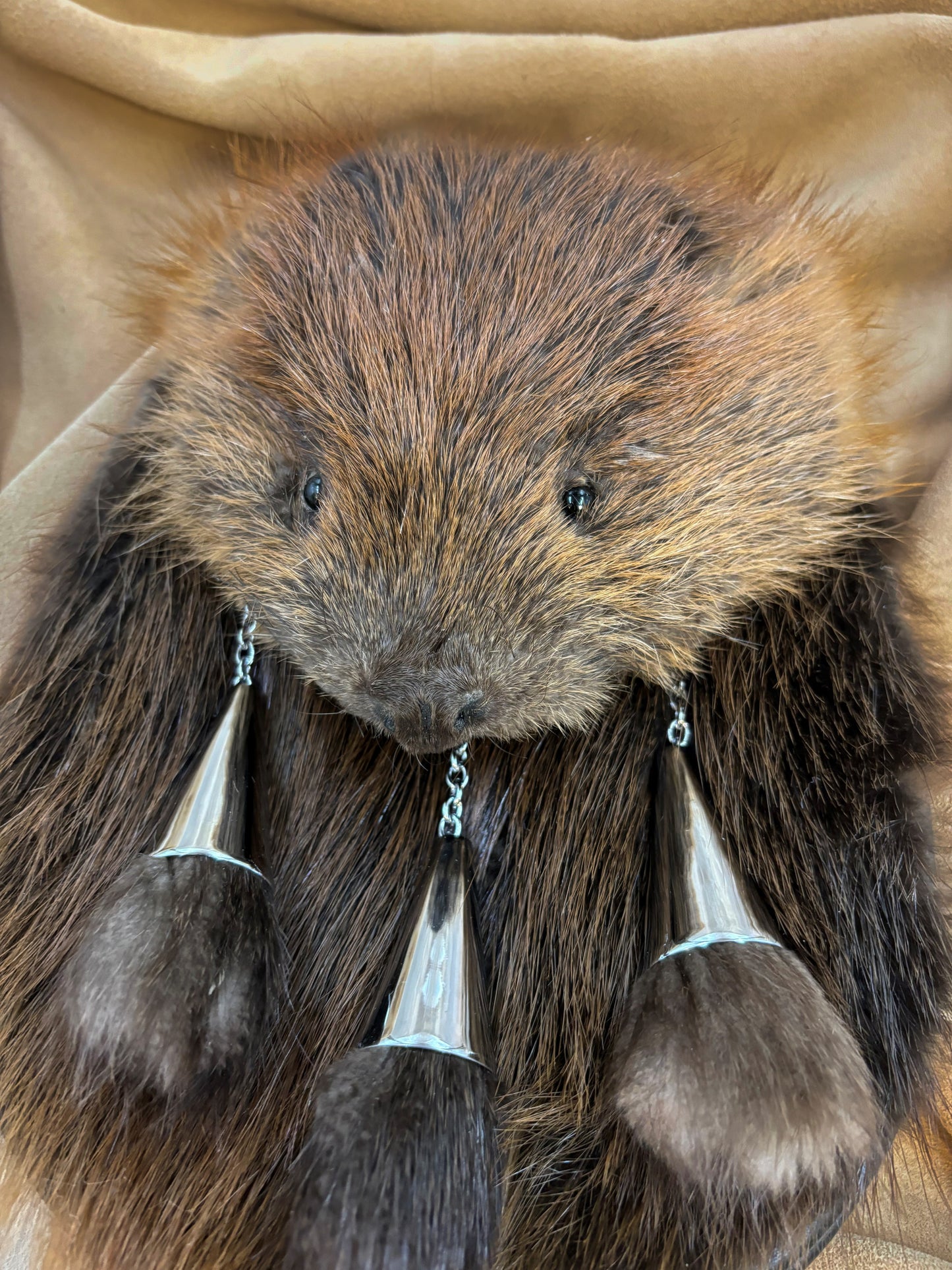 Full mask beaver sporran with silver tassles